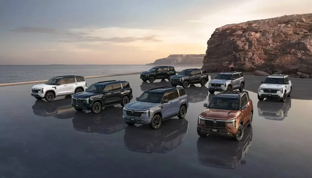 mitsubishi-pajero-2027-9fc3 Các lựa chọn màu sắc của Mitsubishi Pajero 2027
